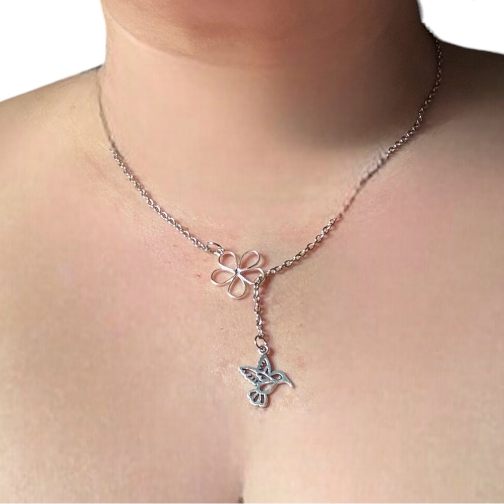 (2/$25) Stainless Steel Flower and Hummingbird necklace 18”